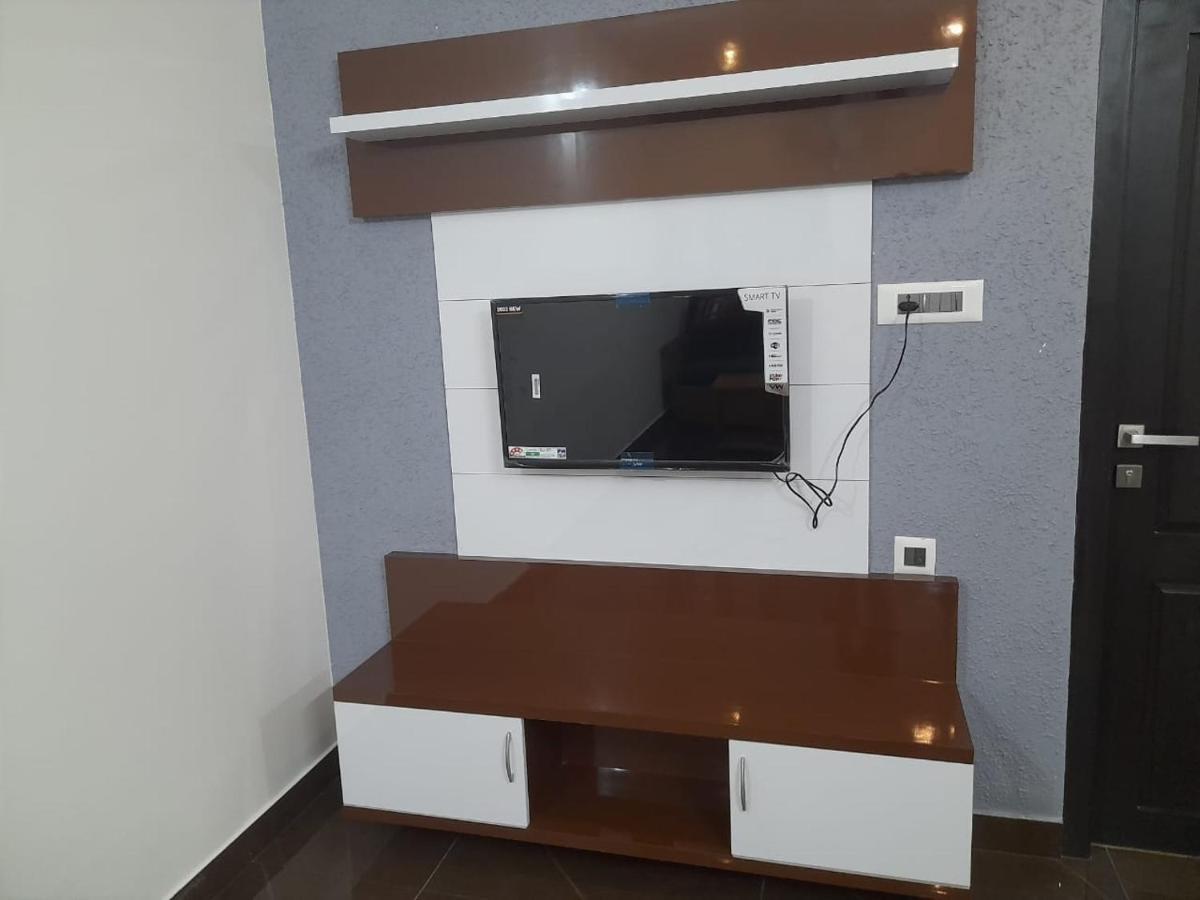 סולטאן באטרי Milestone Inn מראה חיצוני תמונה