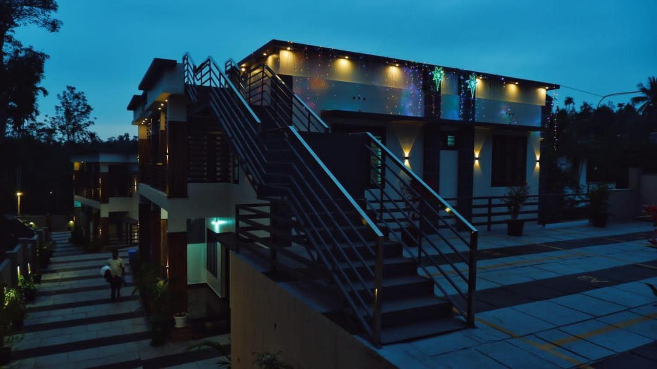 סולטאן באטרי Milestone Inn מראה חיצוני תמונה
